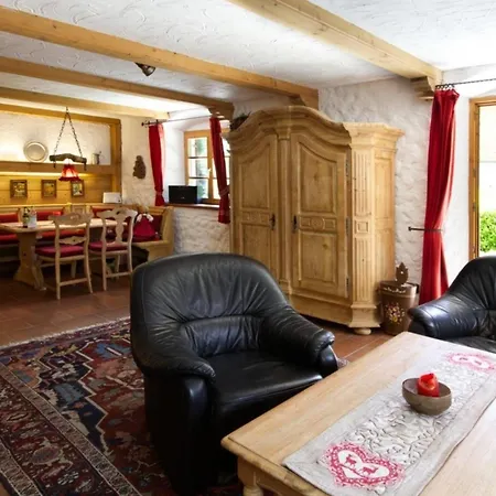 Hoelzlhaus -563- * Mittenwald