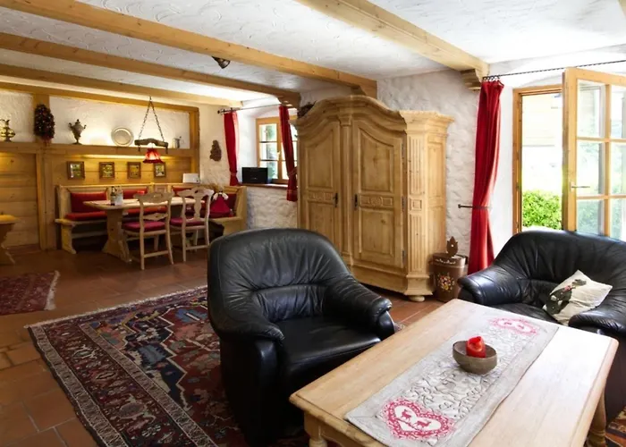Hoelzlhaus -563- * Mittenwald